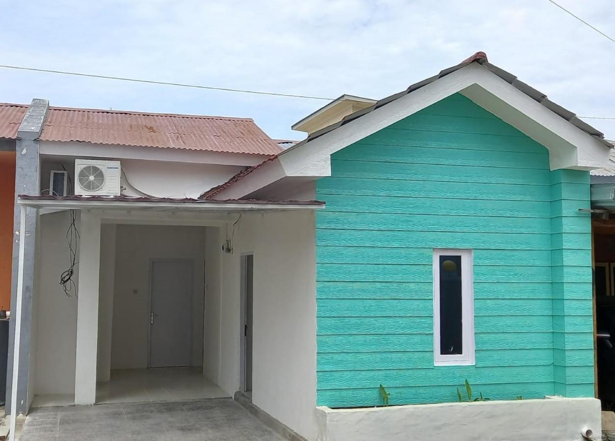 Oyo 90974 Homestay Golo Koe Sejahtera Лабуан-Баджо Екстер'єр фото